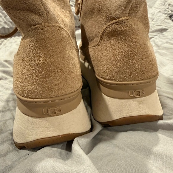 UGG Marin Bootie Suede Sand Tan Womens Shoes US Size 8.5 Boot Sneaker Platform - Picture 5 of 8